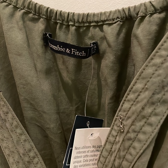 Abercrombie & Fitch Army Green Romper with Belt - Picture 3 of 4